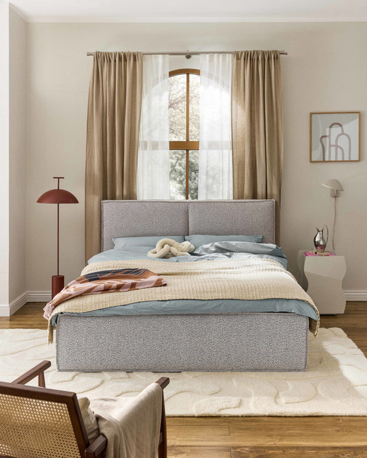 Dreava Upholstered Bed in Bouclé