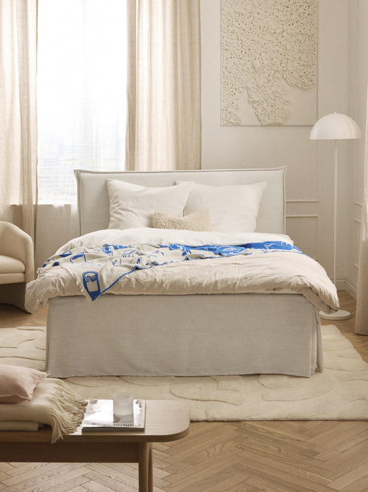 Vionna Box Spring Bed