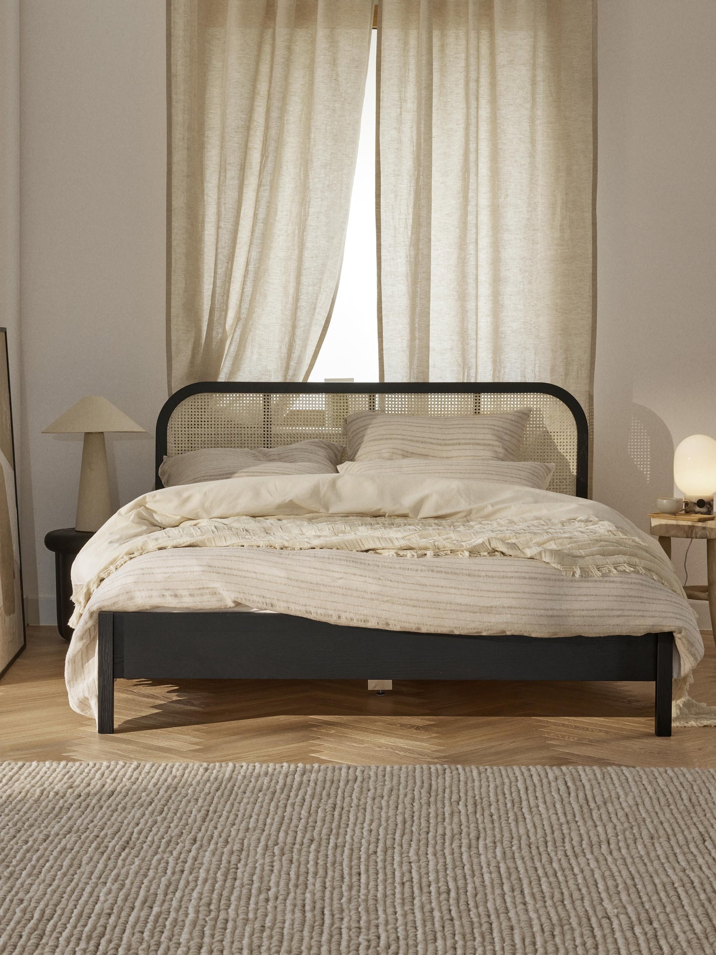 Jonner Wooden Bed, Vienna Cane Headboard