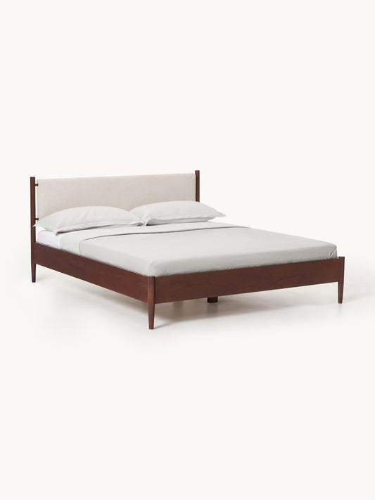 Paulen Bed in Mango Wood