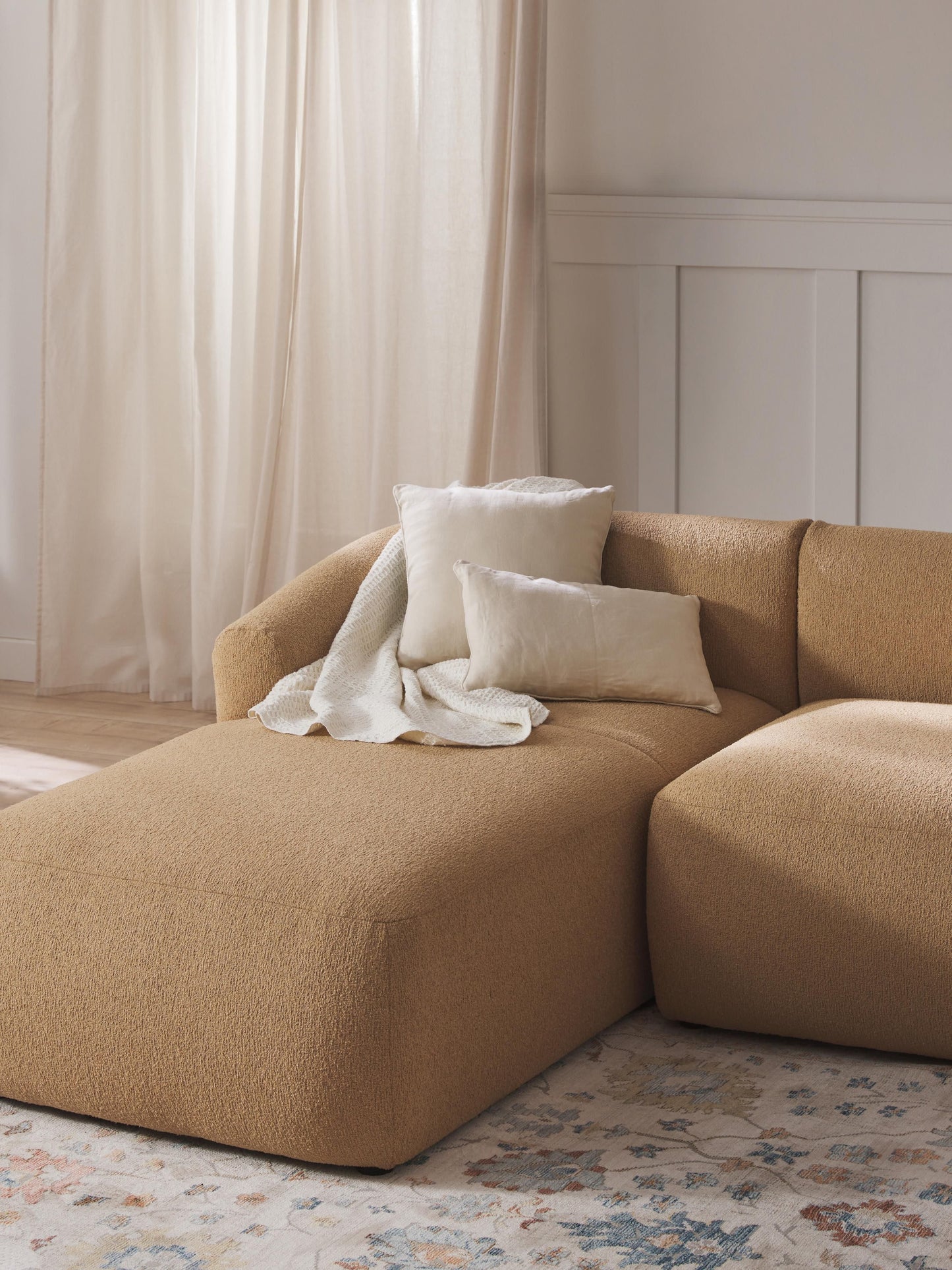 Sovia Bouclé Chaise Corner Module