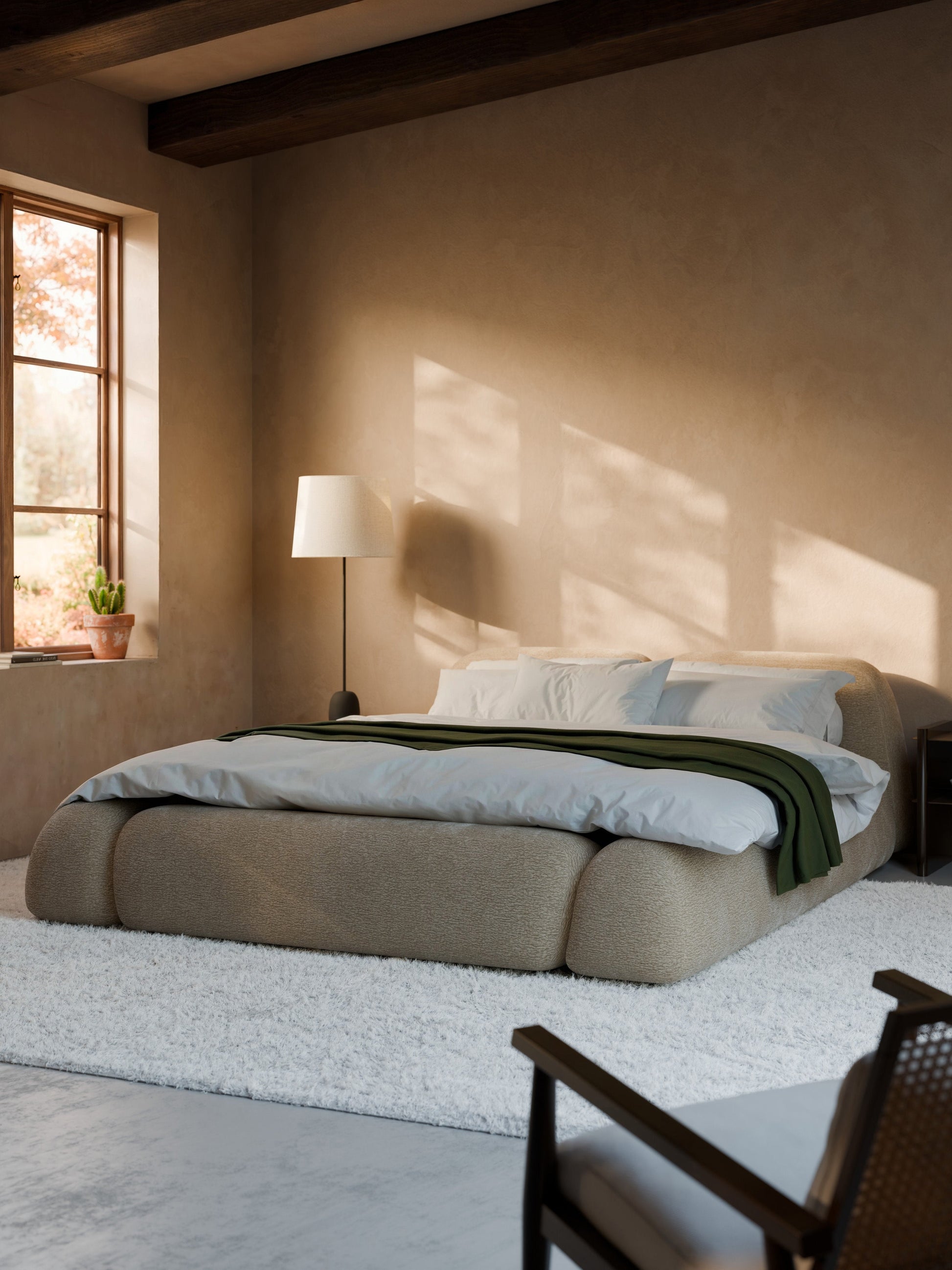 Wolna Bed, Upholstered