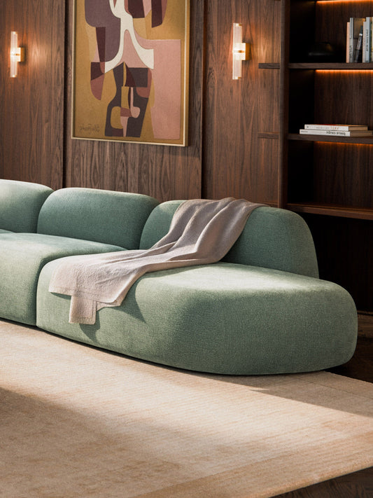 Wolna Chaise Section
